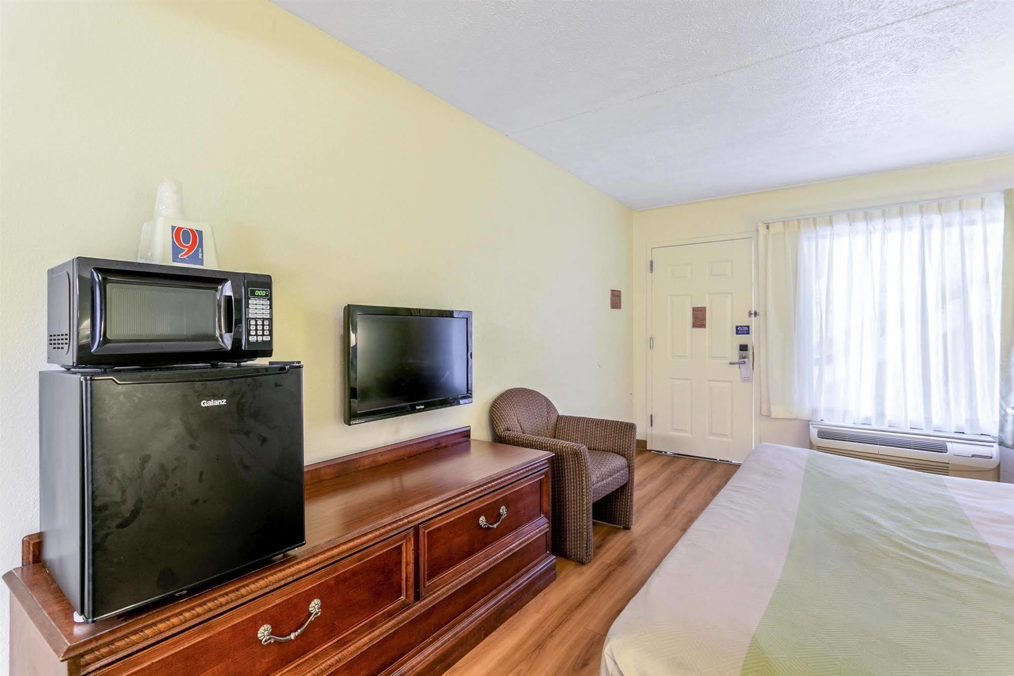 Americas Best Value Inn Edgewood, Md Exterior foto