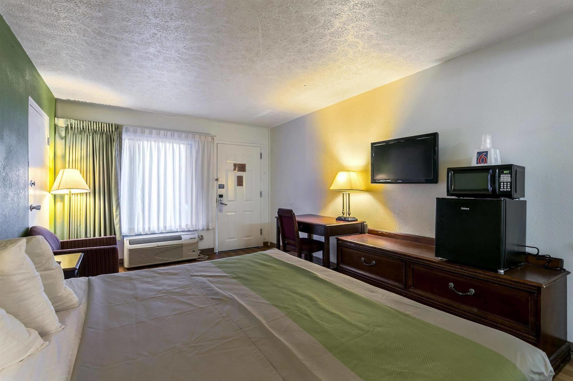 Americas Best Value Inn Edgewood, Md Exterior foto